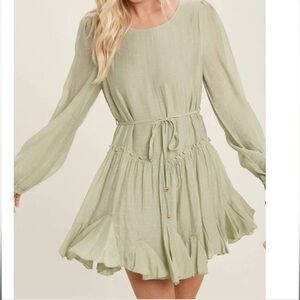 #122 Green Long Sleeve Waist Tie Dress